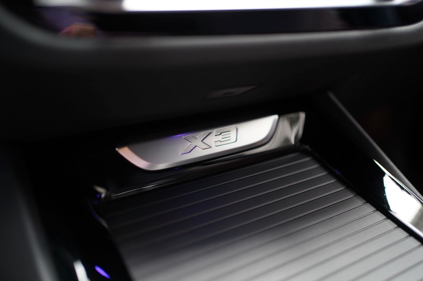 Fahrzeugabbildung BMW X3 xDri 20d M-Sport LED+AHK+Driving&ParkingAssis