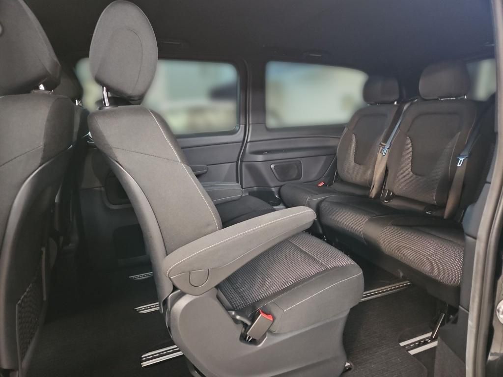 Fahrzeugabbildung Mercedes-Benz V 300 ED lang AMG 7 Sitze MBUX 2,5tAHK EASY-Pack