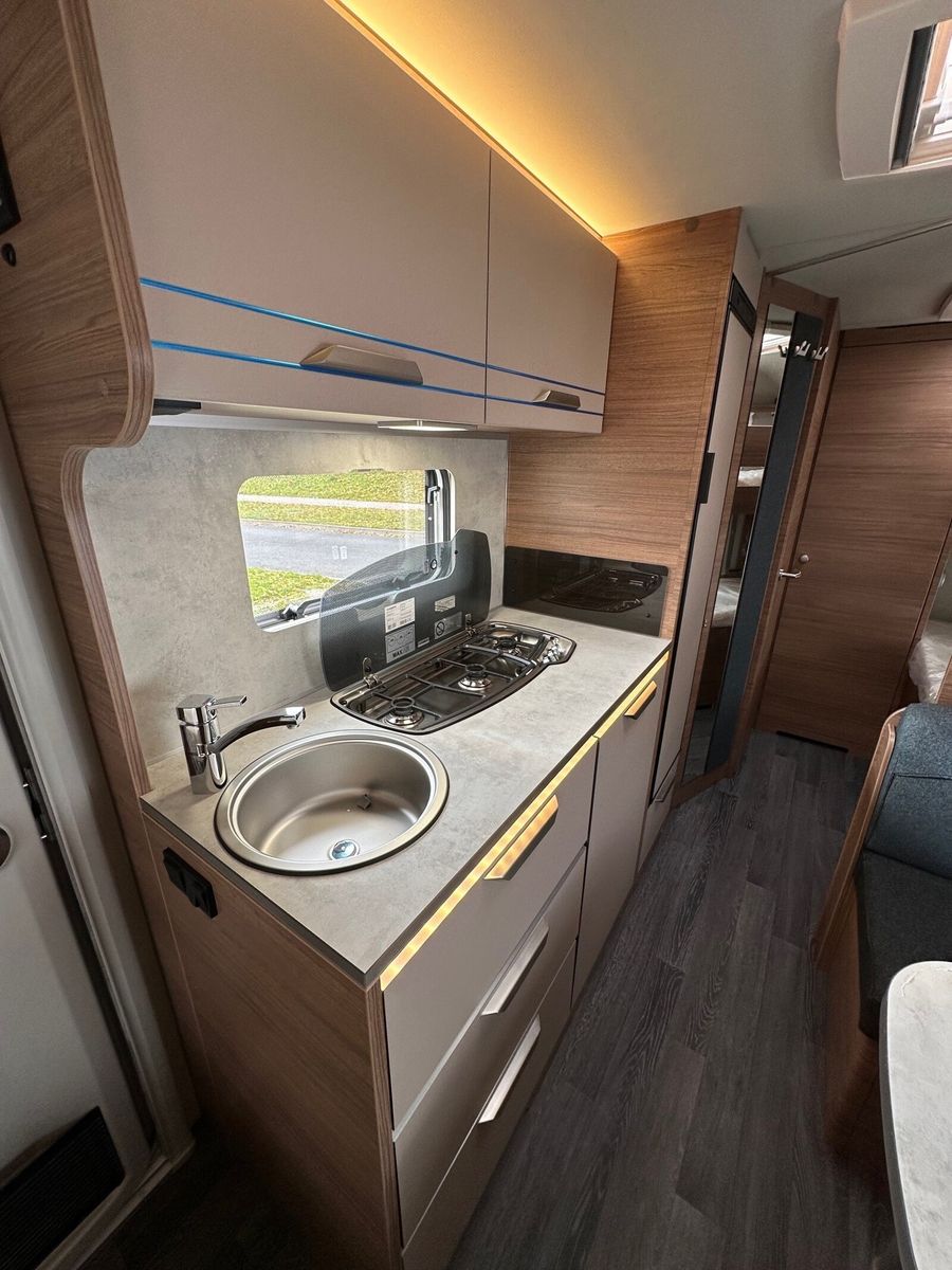 Fahrzeugabbildung Knaus Sport 500 KD C2-1
