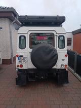 Land Rover Defender 90 TD4 Station Wagon LXV LXV - Land Rover Defender: Lxv