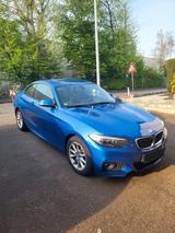 BMW 220i Coupé M Sport M Sport - BMW 220 in Köln