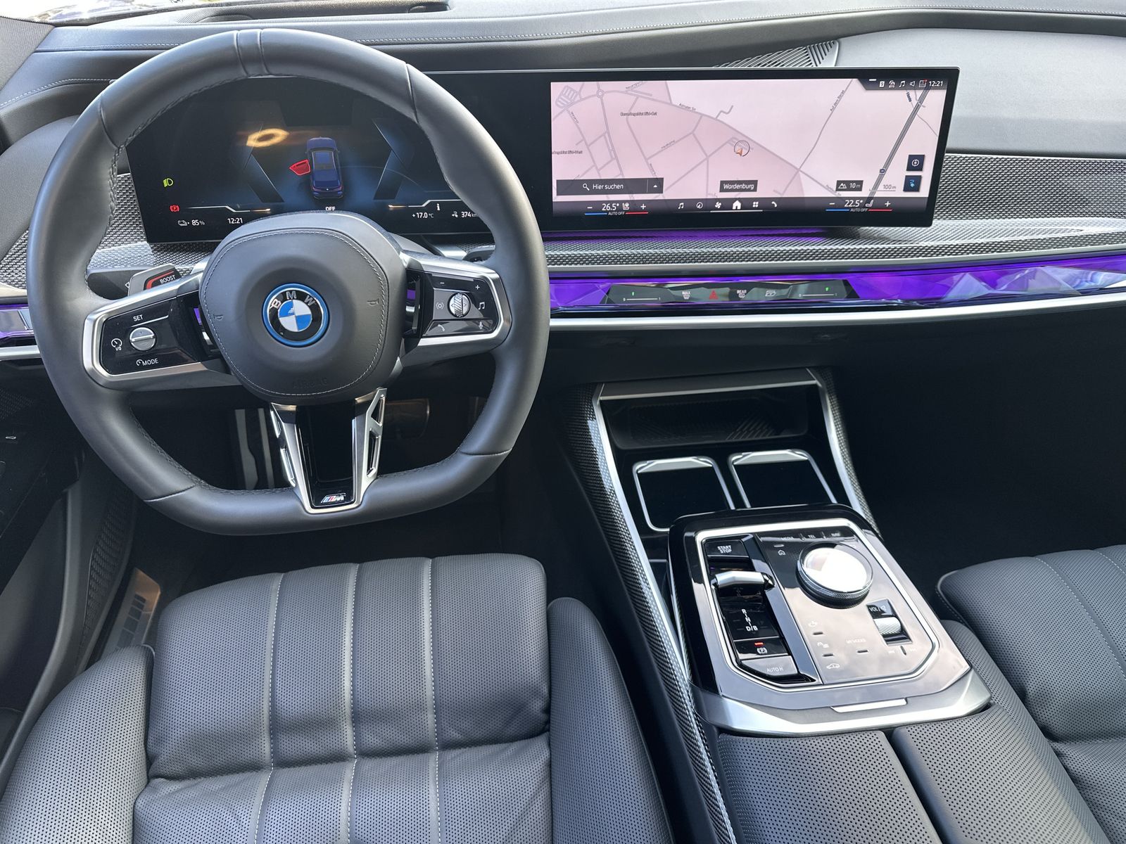 Fahrzeugabbildung BMW i7 xDrive60 M-Sport Pro NAV+LASER+PANO+HUD+360°