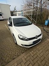 Volkswagen Golf 6 STYLE - 1.2 TSI BlueMotion  - Volkswagen Golf aus 2011: Bluemotion
