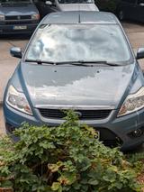 Ford Focus 1,6 Ambiente Turnier Ambiente zuverlässig 