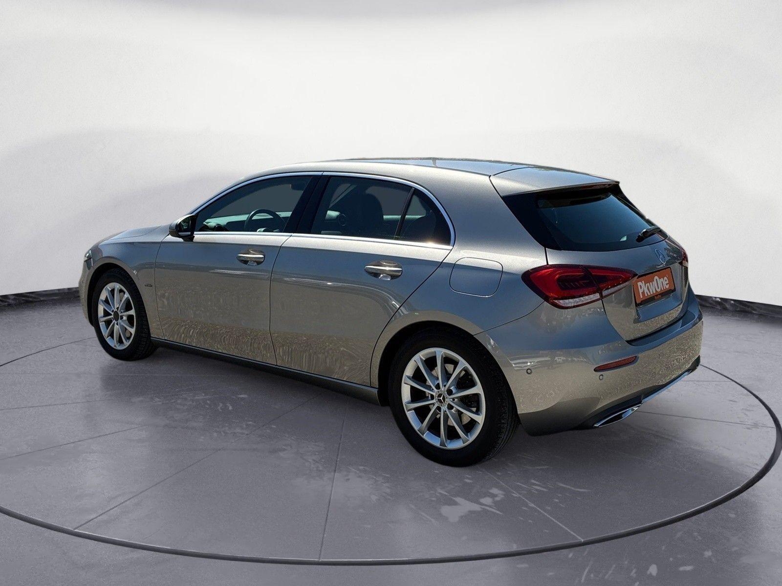 Mercedes-Benz A-Class NAVI*LED*KAMEA* AHK*SHZ*TEMPOMAT, миниатюра 3