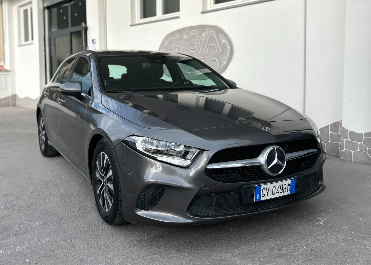 Mercedes-Benz Mercedes-benz A 180 d Automatic Executive imagem 2