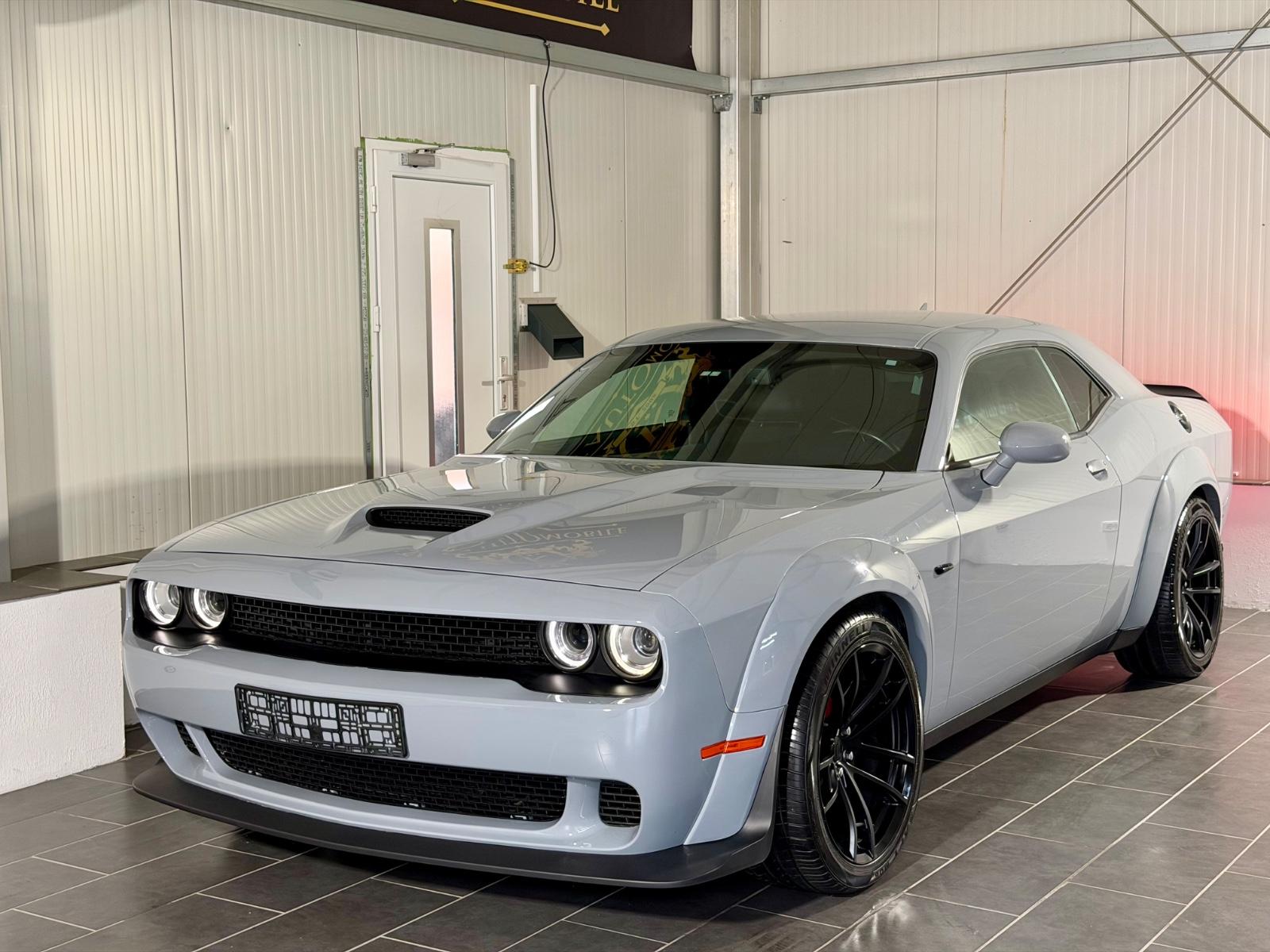 Dodge Challenger 5,7 V8 SRT/WIDEBODY-EXTREM/UNFALLFREI