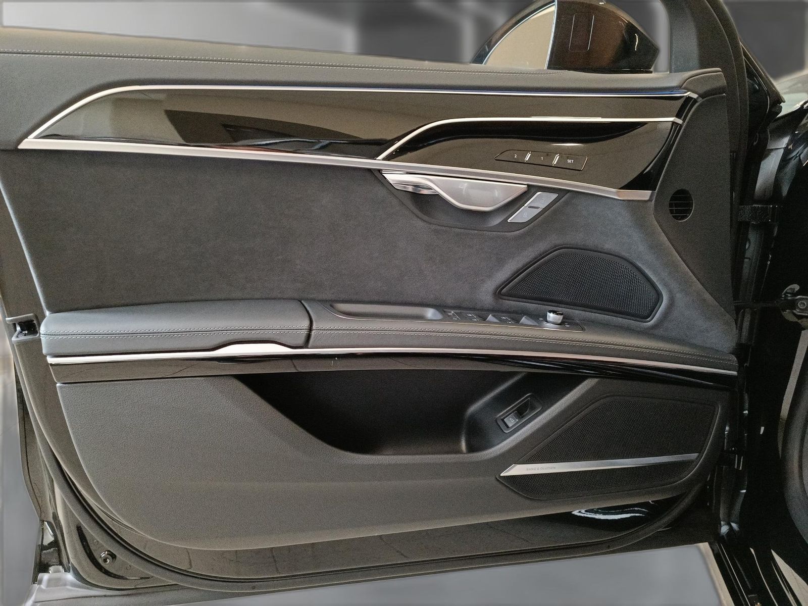 Audi A8 - Bild 16