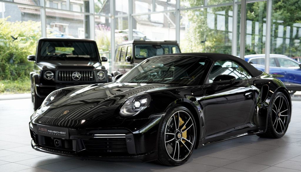 Porsche 992