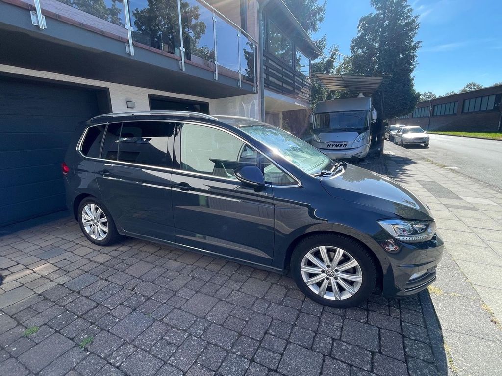 Image of Volkswagen Touran