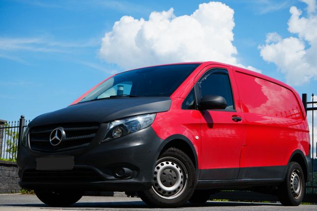 MERCEDES-BENZ Vito 114 CDI Kompakt Schiebetür/AHK/Tempo/PDC