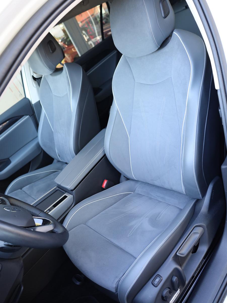 Volkswagen Passat 2.0TDI*HUD*360°K*AHK*Neues Modell, миниатюра 14