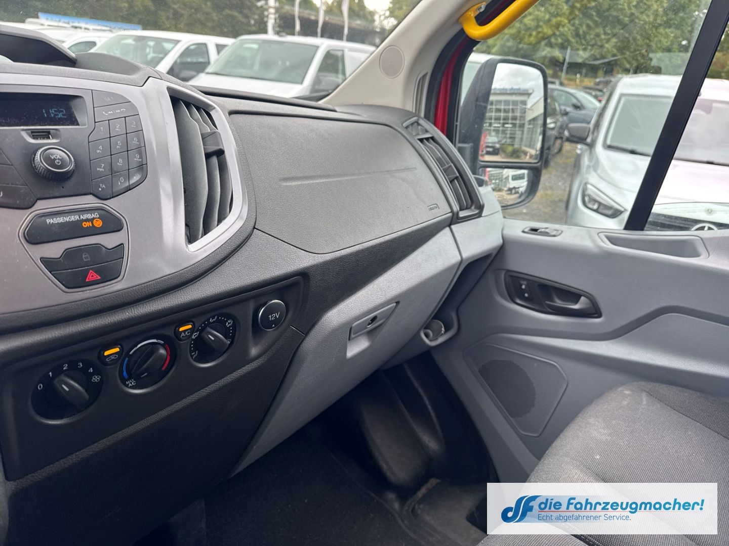 Fahrzeugabbildung Ford Transit 350 L3 Trend StandHZG *7436 *EXPORT