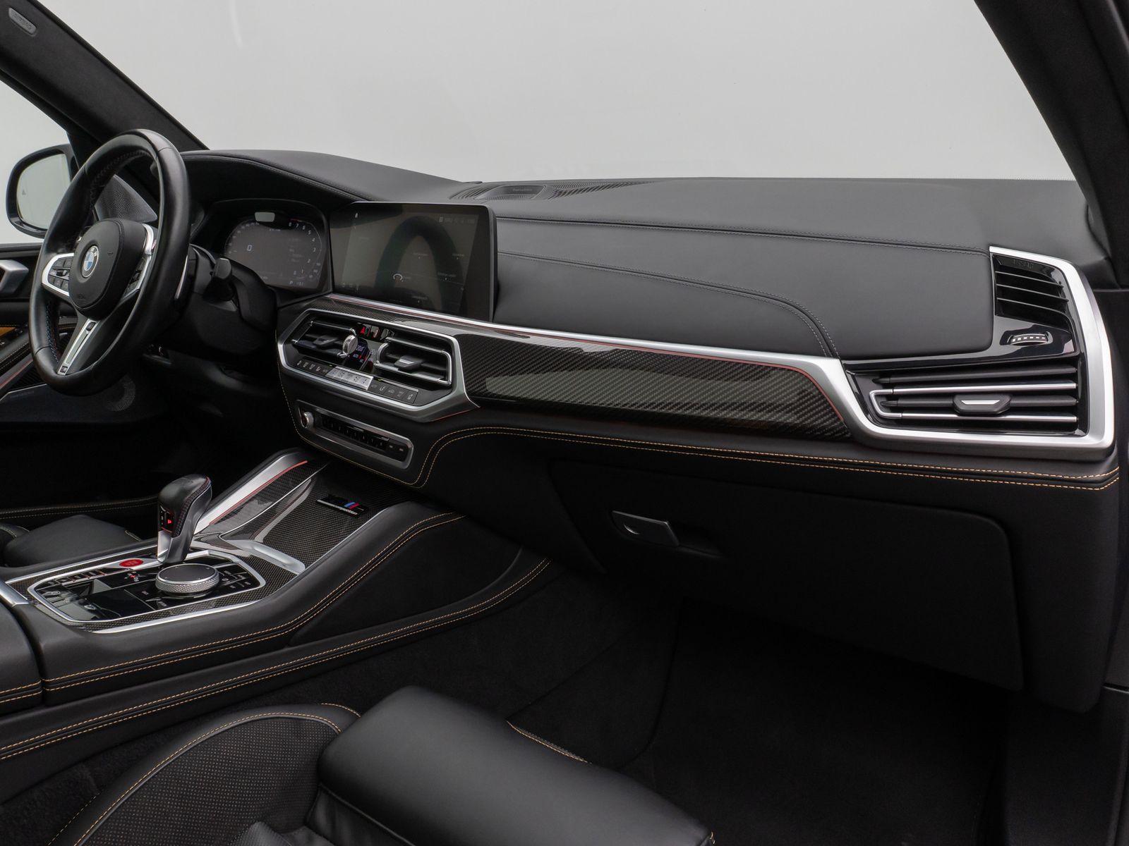 Fahrzeugabbildung BMW X5 M Competition Panoram 360°HUD B&W SoftCl VOLL