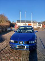 Seat Leon 1.6 16V "TÜV NEU" + Moped - Seat Leon aus 2001