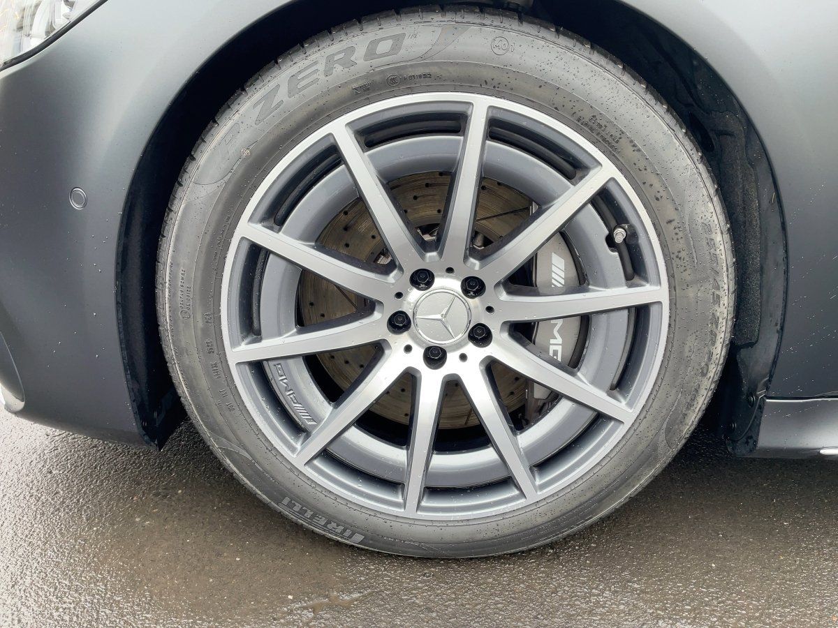 Fahrzeugabbildung Mercedes-Benz S 63 AMG E-Perf. lang Exkl./First-Class/Massage