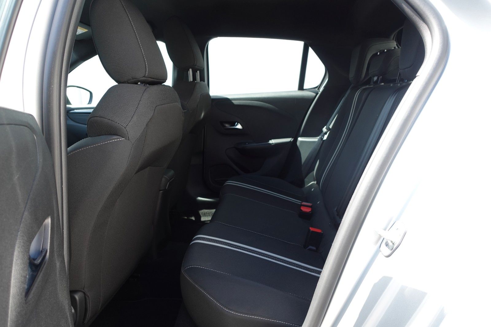 Fahrzeugabbildung Opel Corsa GS 1.2T,Sitzhz,Kamera,Allwetter,LED,DAB+