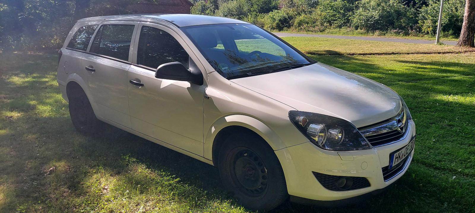 Opel Astra, 2010