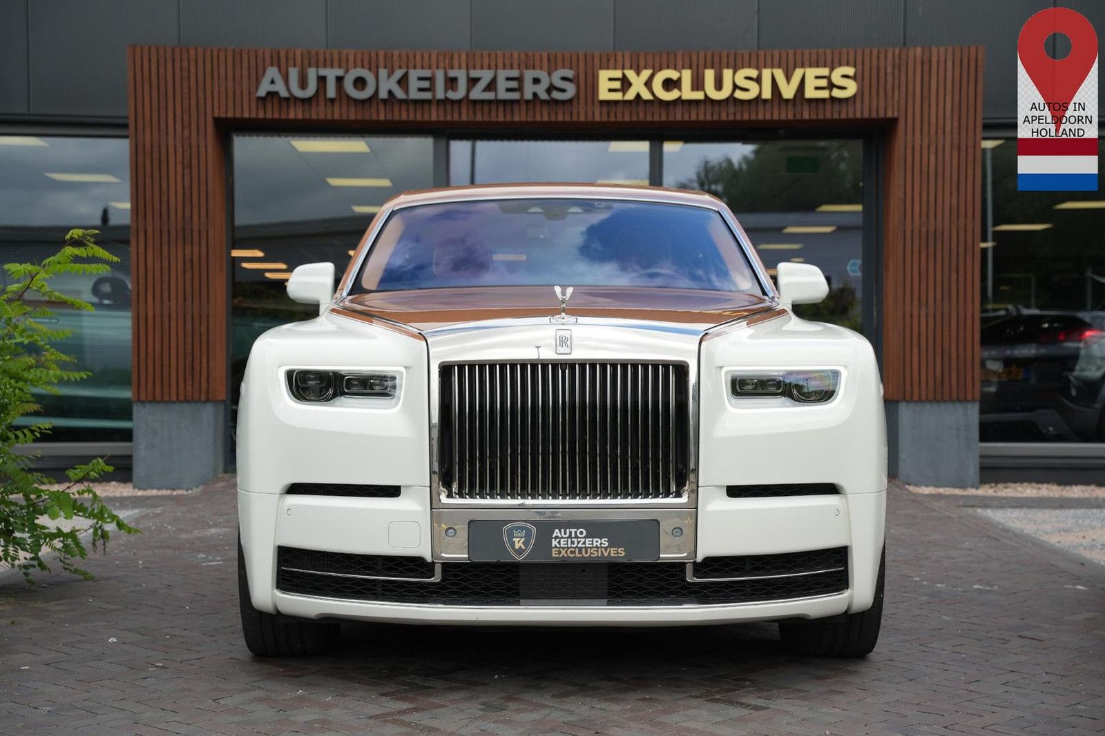 Rolls-Royce Phantom 6.7 V12 Starlight Headliner Rear Theatre imagem 3