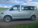 Volkswagen T5 Kombi - Volkswagen T5 Kombi: Von Privat