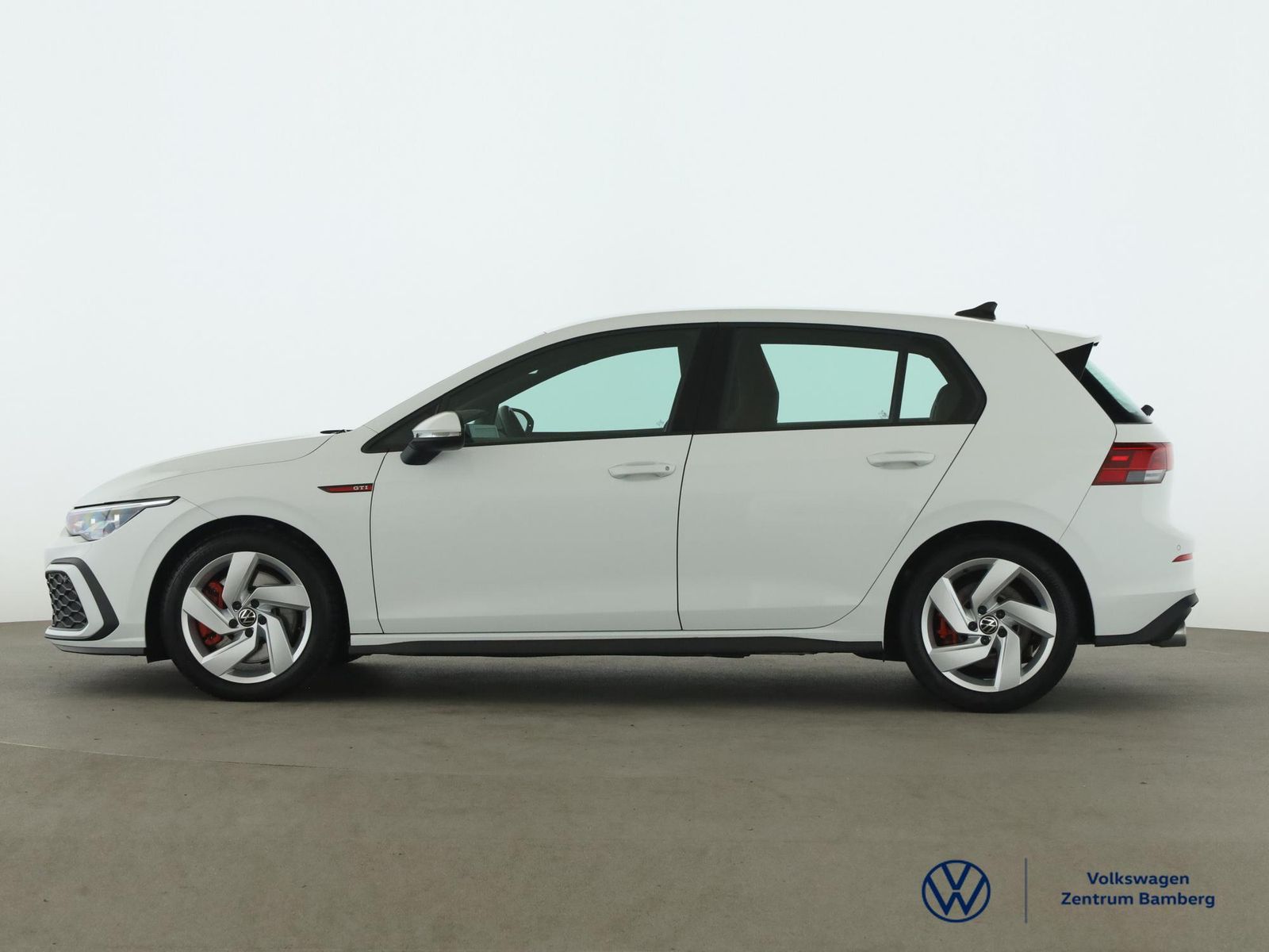 Volkswagen Golf VIII 2.0 TSI GTI APP LED PDC BLUETOOTH DAB foto 3