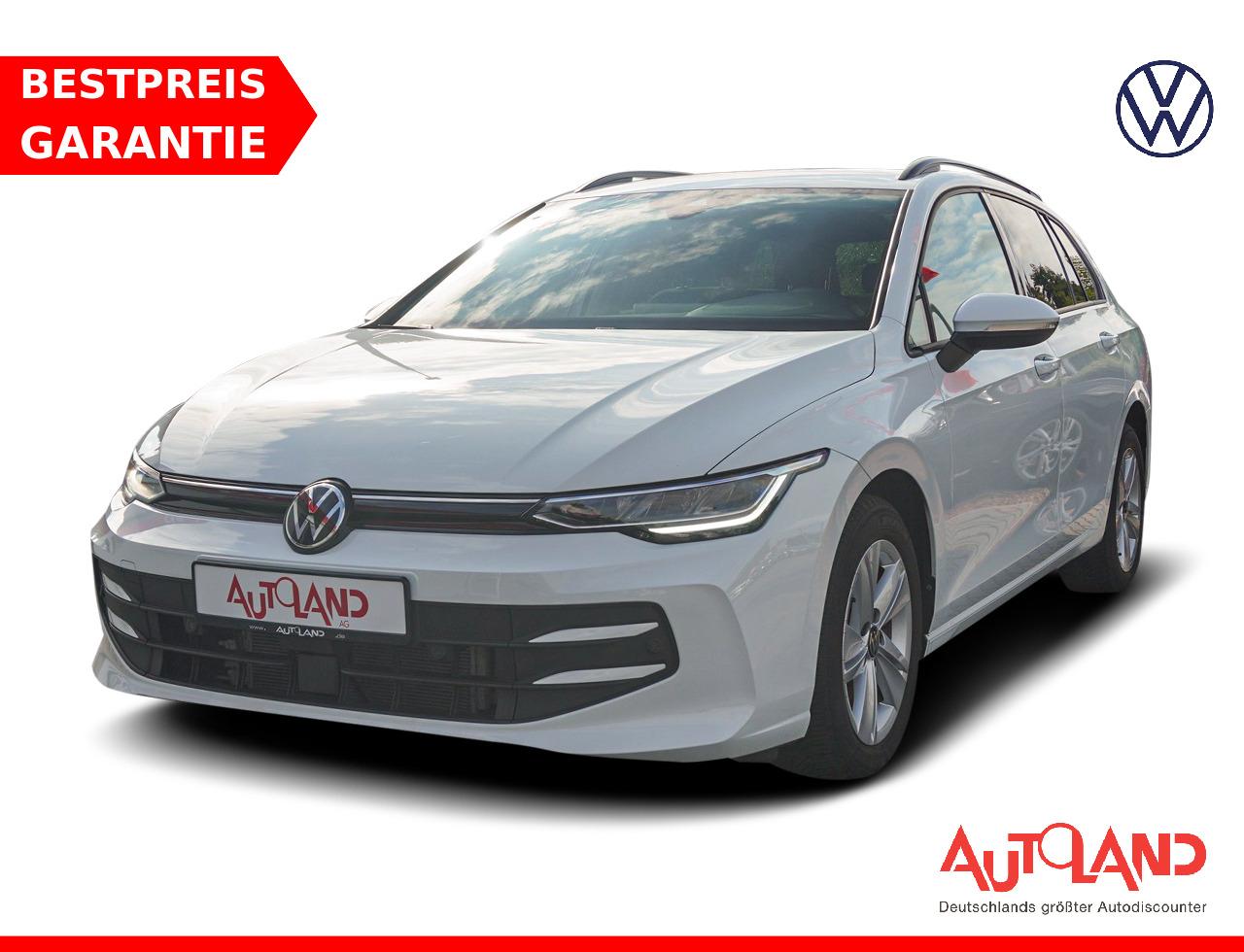 Volkswagen Golf VIII Variant 1.5 TSI Life LED ACC PDC DAB
