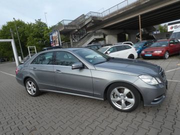 Mercedes E 200 - 3