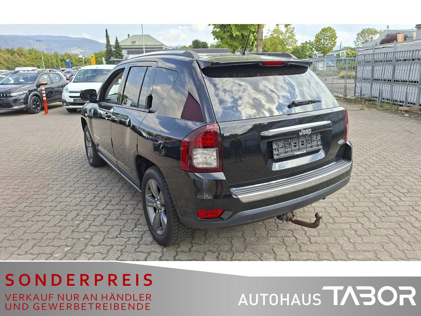 Jeep Compass 2014 — interior