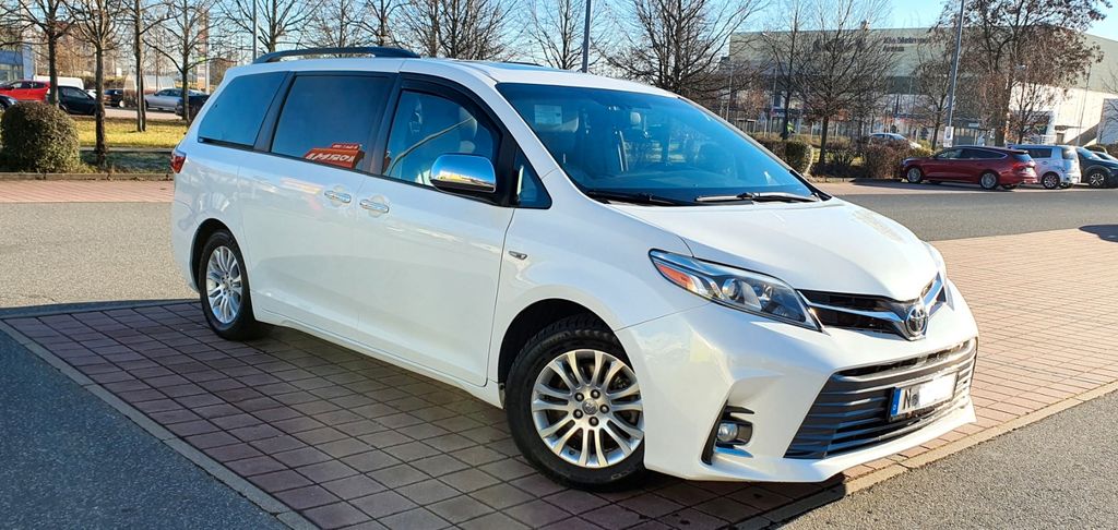 Toyota Sienna kaufen bei mobile.de
