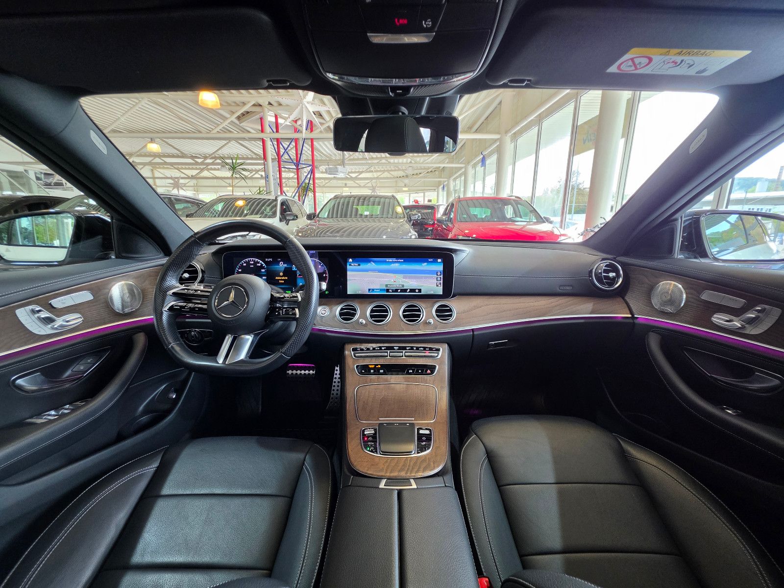 Mercedes-Benz E 220 d 4Matic AMG Line BURMESTER STANDH PANO foto 4