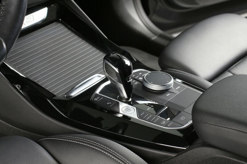BMW X3 xDrive20i M Sportpaket LED LiveCockpit Parkas foto 9