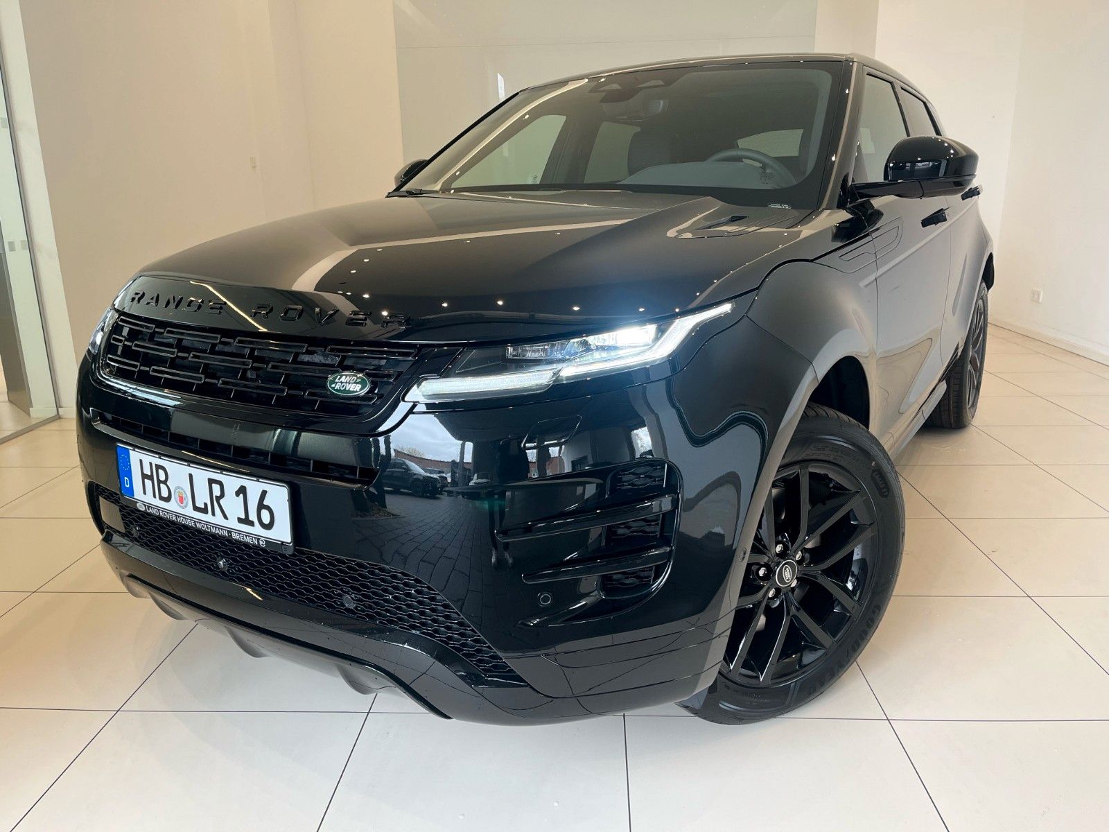 Fahrzeugabbildung Land Rover Range Rover Evoque D165 Dynamic SE Panormadach