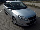 Skoda Fabia 1.2l TSI 63kW Combi!Steuerkette Neu! 1Hand - Skoda Fabia mit Benzin-Antrieb: Kombi, 1.6