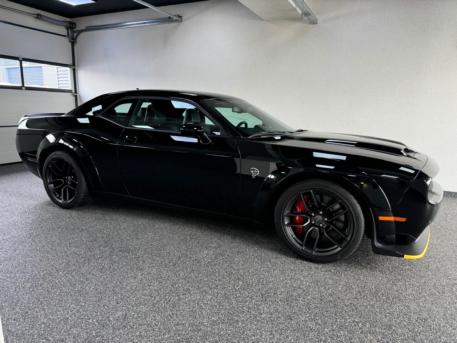 Fahrzeugabbildung Dodge CHALLENGER HELLCAT JAILBREAK -LAST CALL-CARBONE