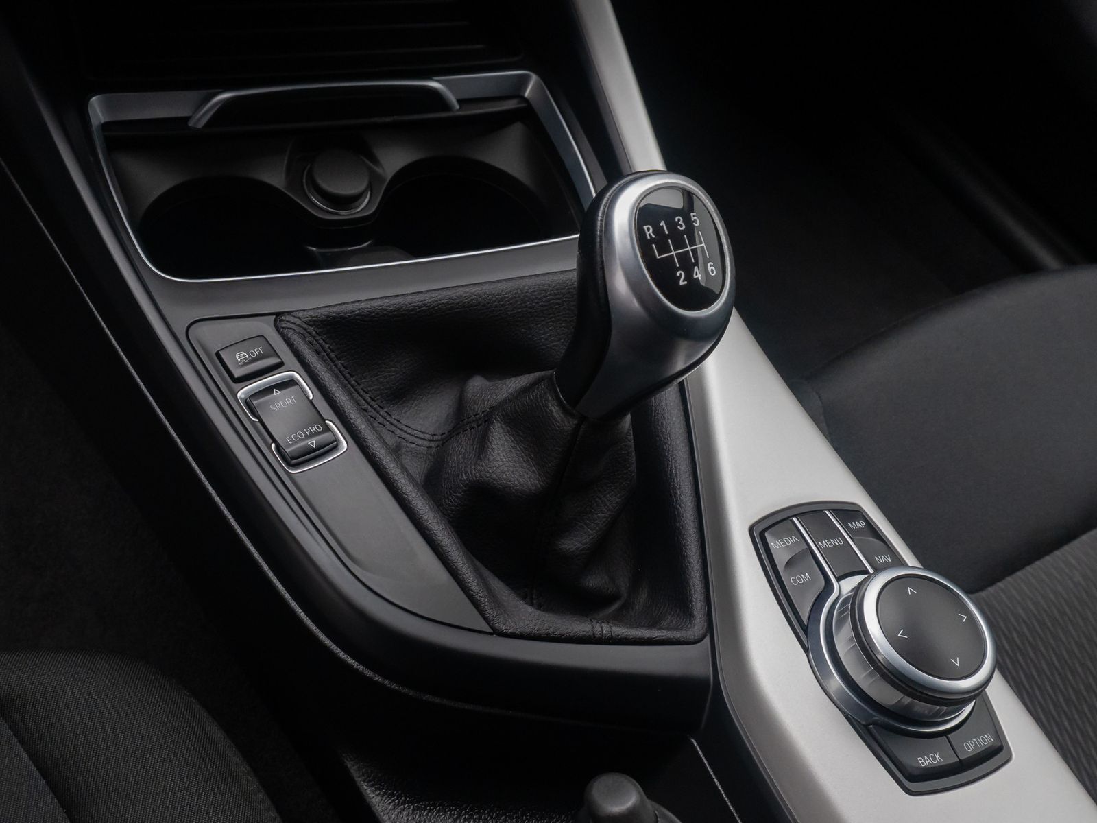 Fahrzeugabbildung BMW 118i FernlichtAs Komfort Ad.LED Tempomat KlimaAT