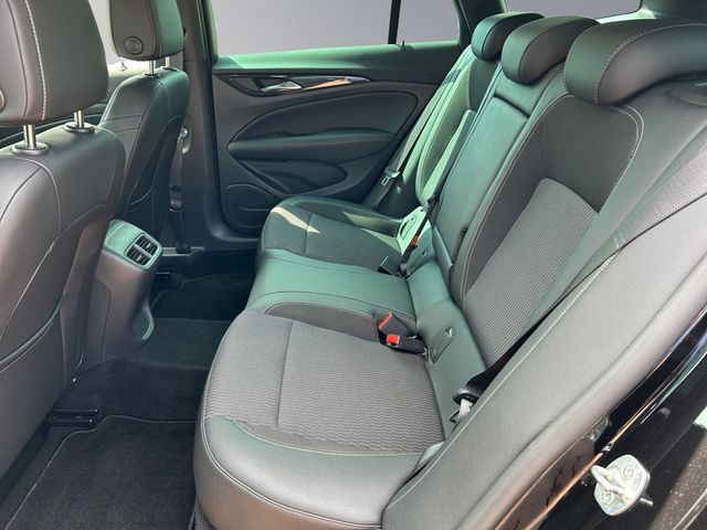 Insignia Elegance NAVI FACEL. PANO MATRIX-LED