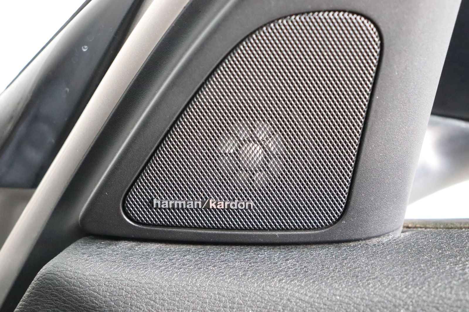 Fahrzeugabbildung BMW X1 18i * X-Line * Xenon * Sitzhzg.