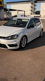 Volkswagen Golf 7 R-line, Orxy-Weiß, ACC,Spurh, Gewin... - Volkswagen Golf: Weis