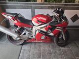 Yamaha YZF-R6 - YAMAHA 2001 R6