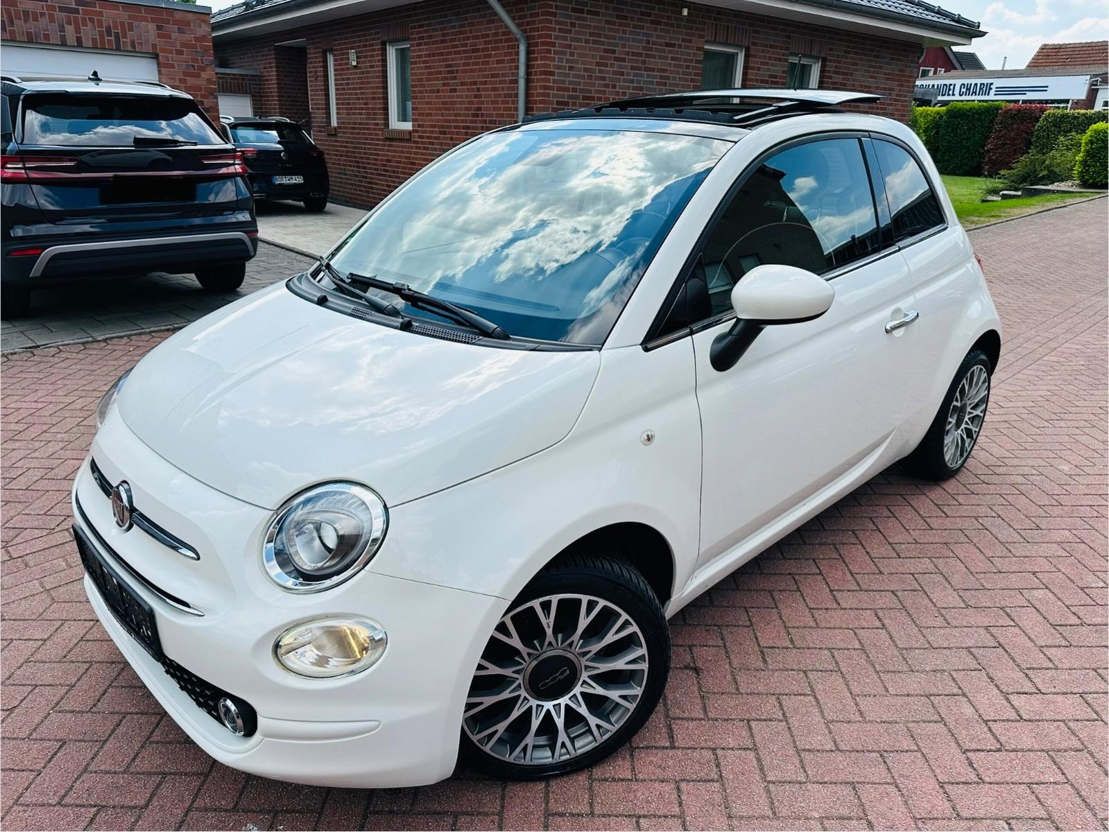 Fiat 500 LOUNGE 1,2*PANORAMA*NAVI*ALU*PDC*MFL*TEMPOMT