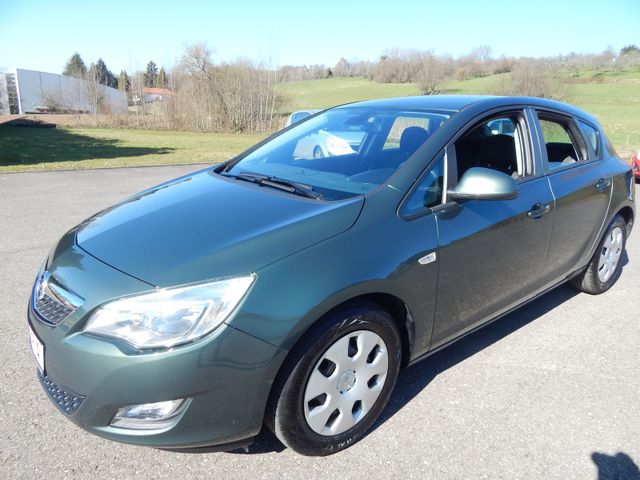 Opel Astra J Lim. 5-trg. Edition Sitzheizung