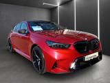 BMW M5 Touring xDrive+CARBON BREMSE+BOWERS & WILKINS - BMW M5 in Duisburg