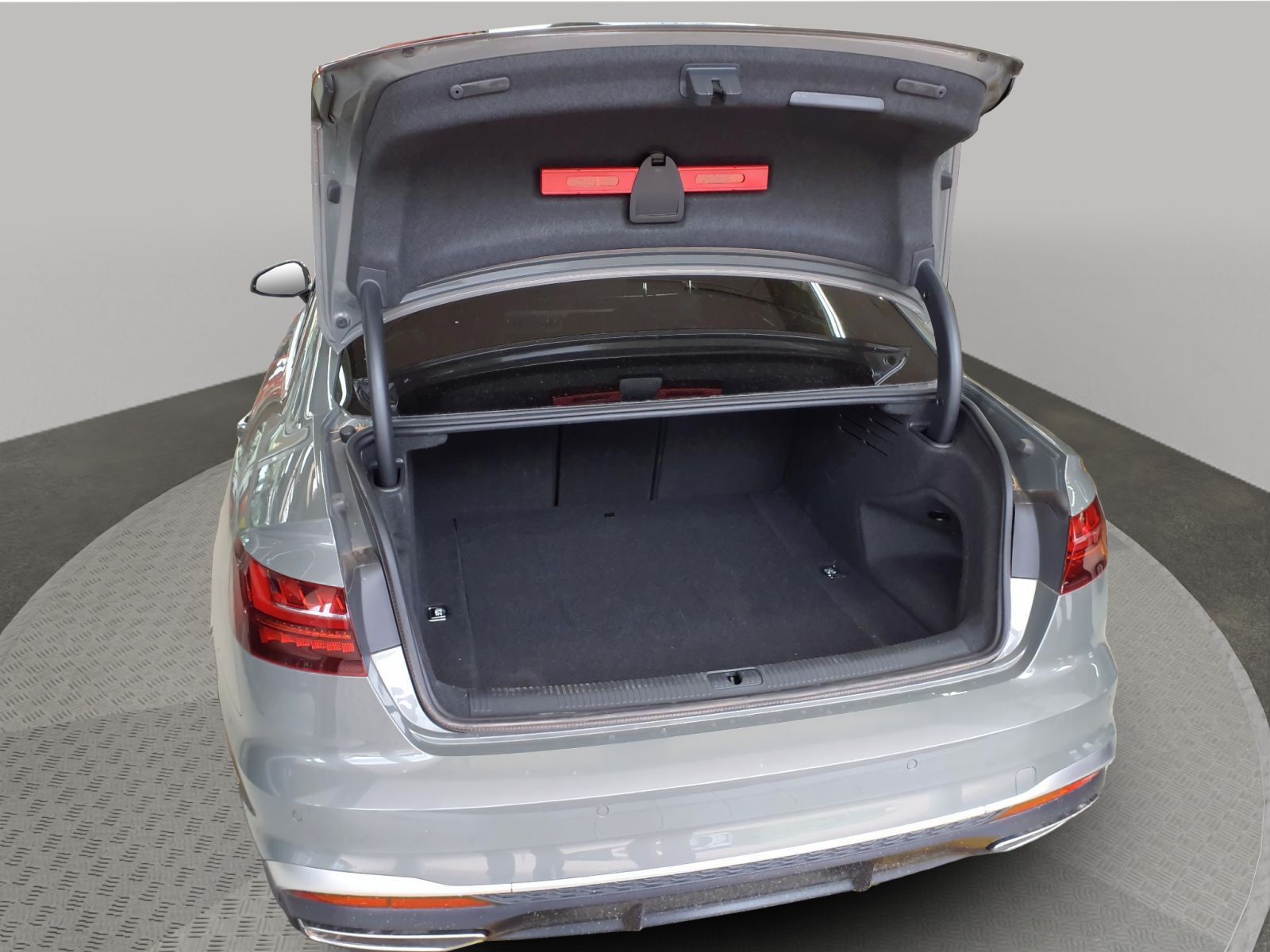 Audi A4 - Bild 14