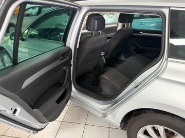 Volkswagen Passat Variant - 8