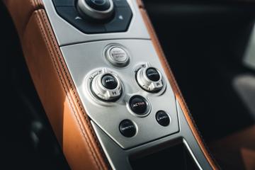 2012 Mclaren MP4-12C 缩略图 19