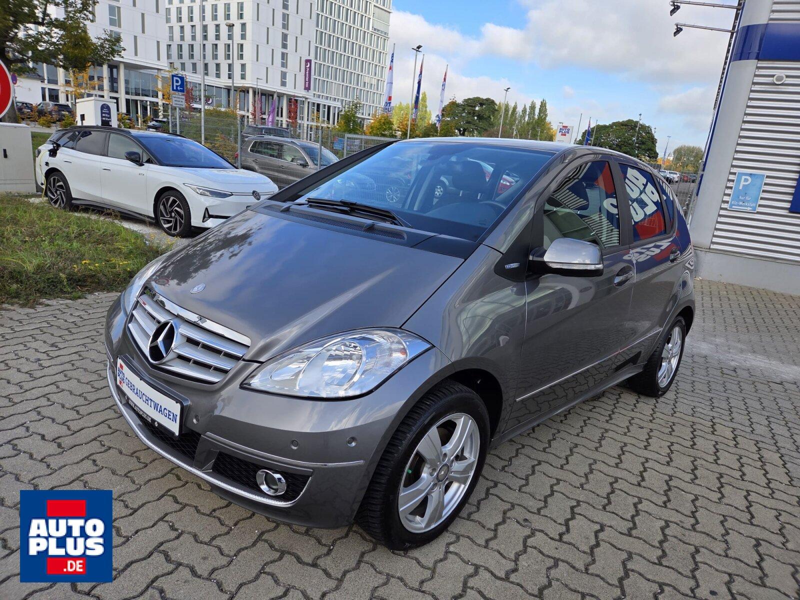 Mercedes-Benz A 180 BlueEFFICIENCY SITZHZG+NAVI+PDC+ALLWETTER
