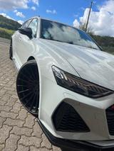 Audi RS6 Keramik,23 Zoll,720PS,B&O Adv.,Porsche Farbe - Audi RS6 in Frankfurt (Main)