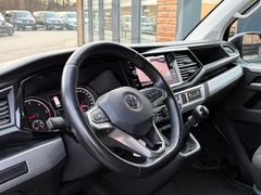 Fahrzeugabbildung Volkswagen T6.1 Multivan Comfortl. - Navi*Kamera*Standhzg!!