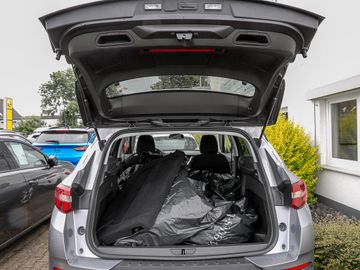 Opel Grandland 1.2 Edition Fernlicht-Assistent