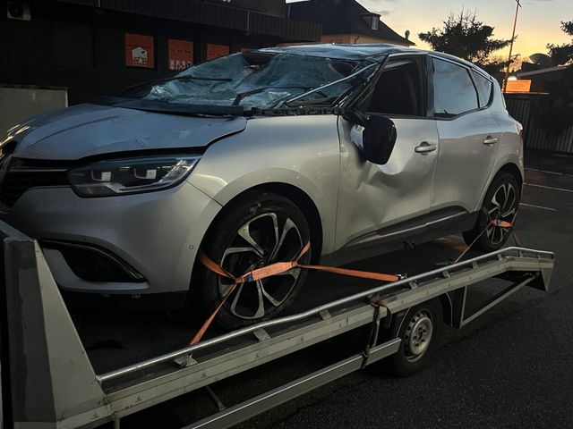 Renault scenic 1,5 dci 2017/10 automatic